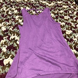 Activewear tank with cute back straps
